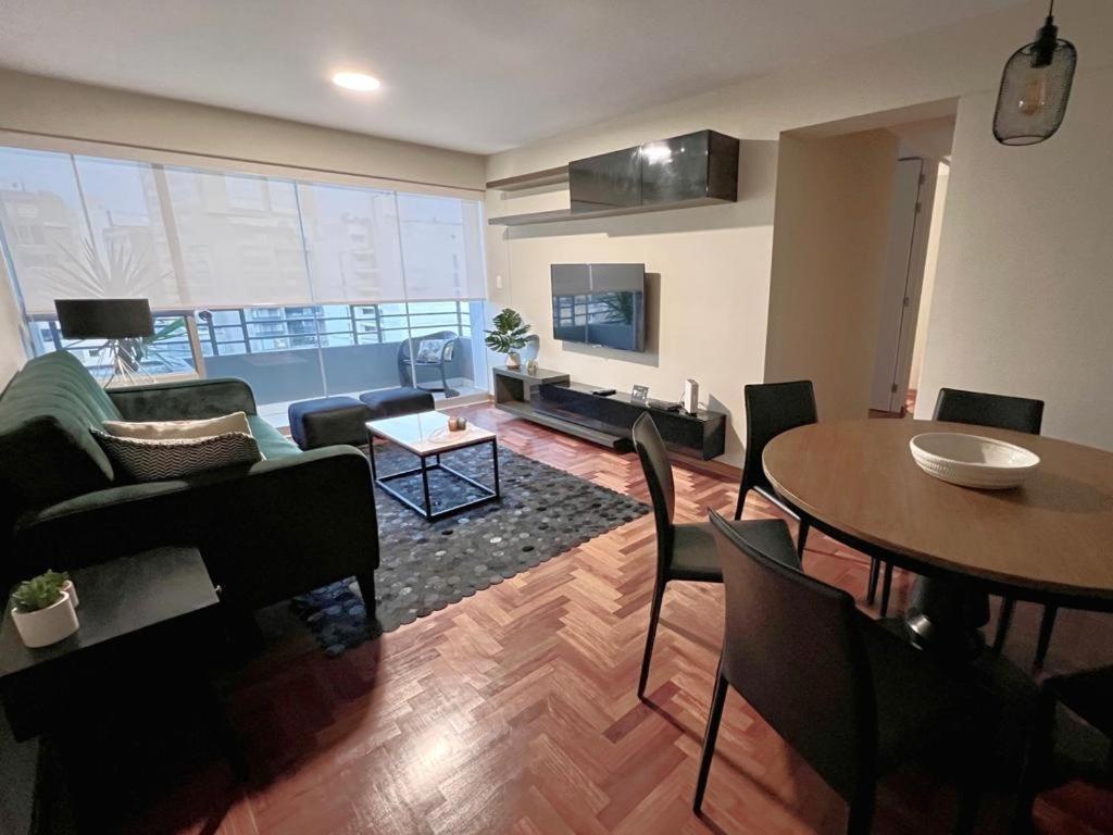Mla Apartments - Alcanfores リマ エクステリア 写真